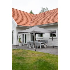 Easy Up Gazebo, tunnetuin esittäjä Brown